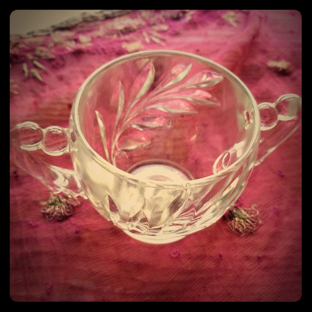 Sugar bowl